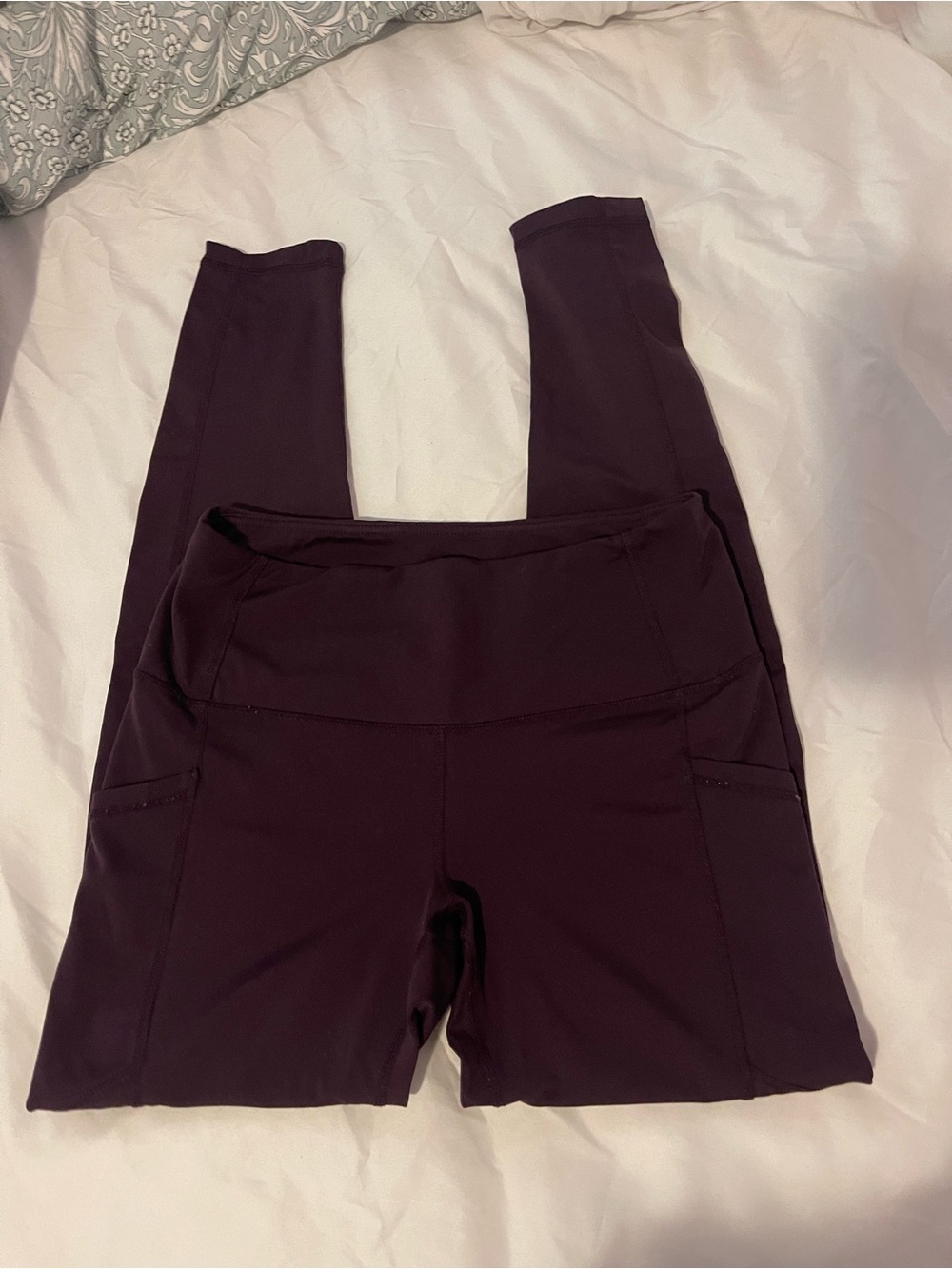 Plum Yogalicious leggings